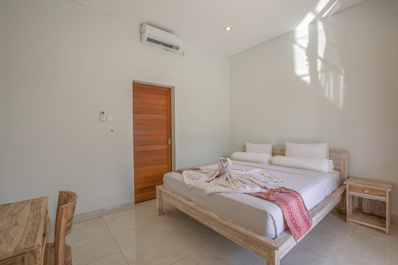 Aghasvina Guest House Canggu エクステリア 写真
