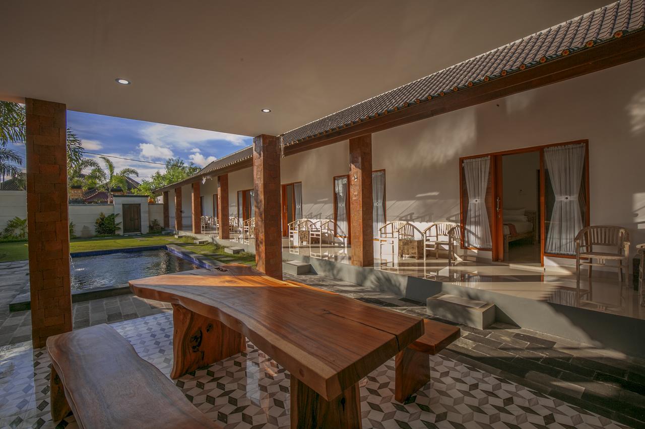 Aghasvina Guest House Canggu エクステリア 写真