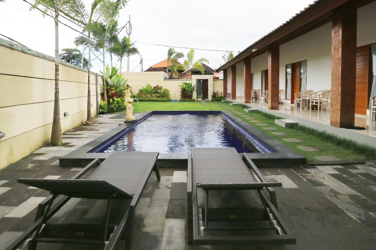 Aghasvina Guest House Canggu エクステリア 写真