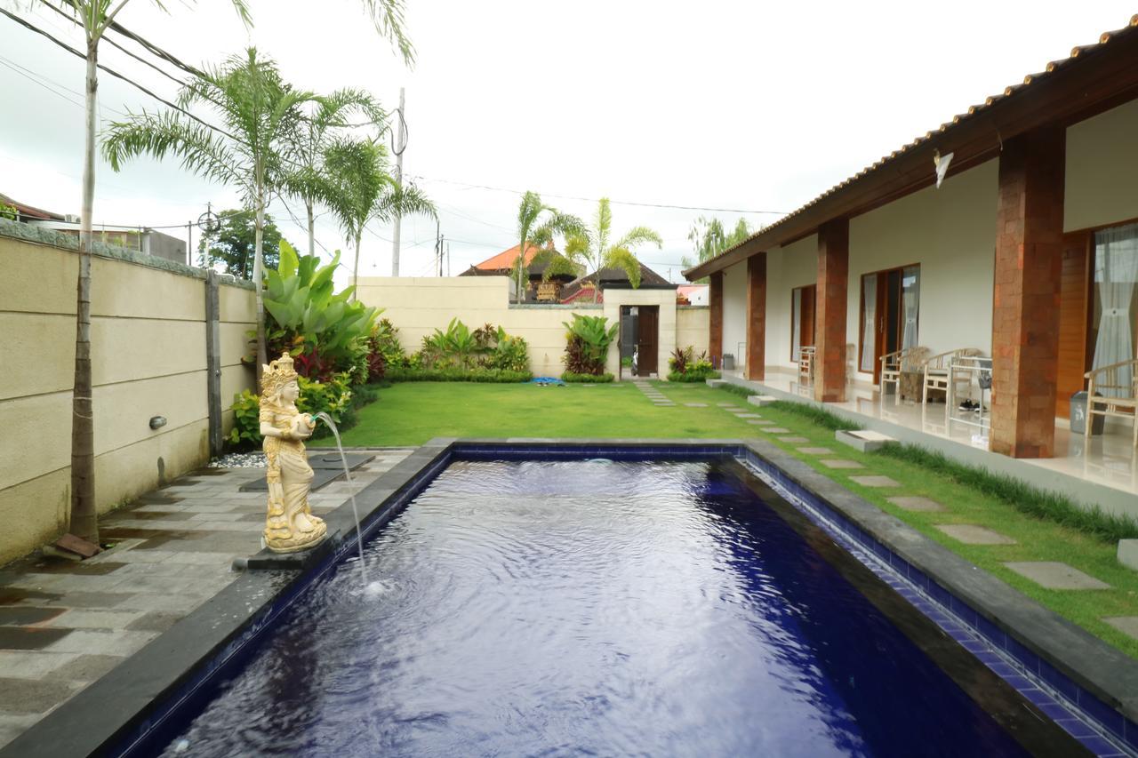 Aghasvina Guest House Canggu エクステリア 写真